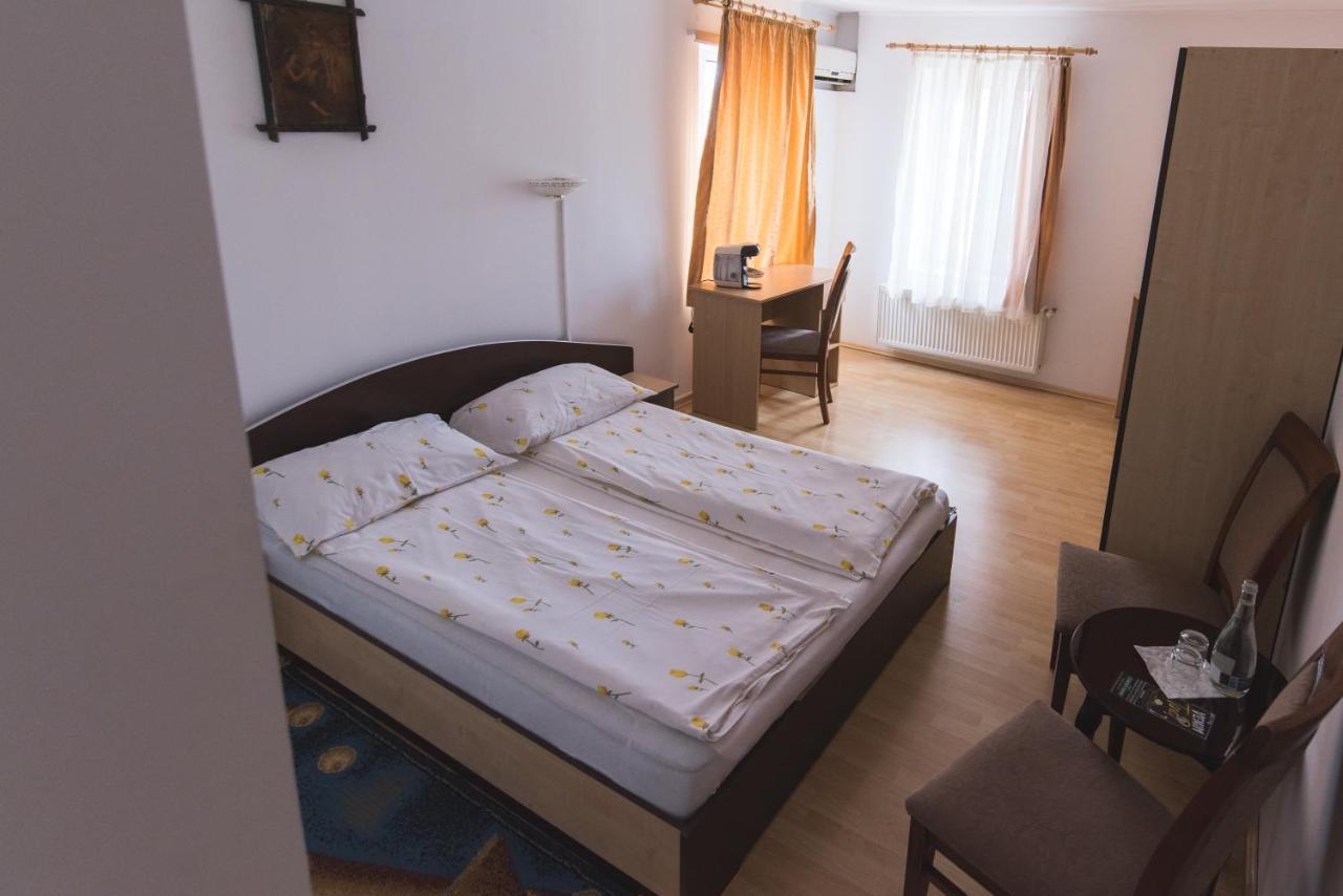 Casa La Fayette Otel Temeşvar Dış mekan fotoğraf